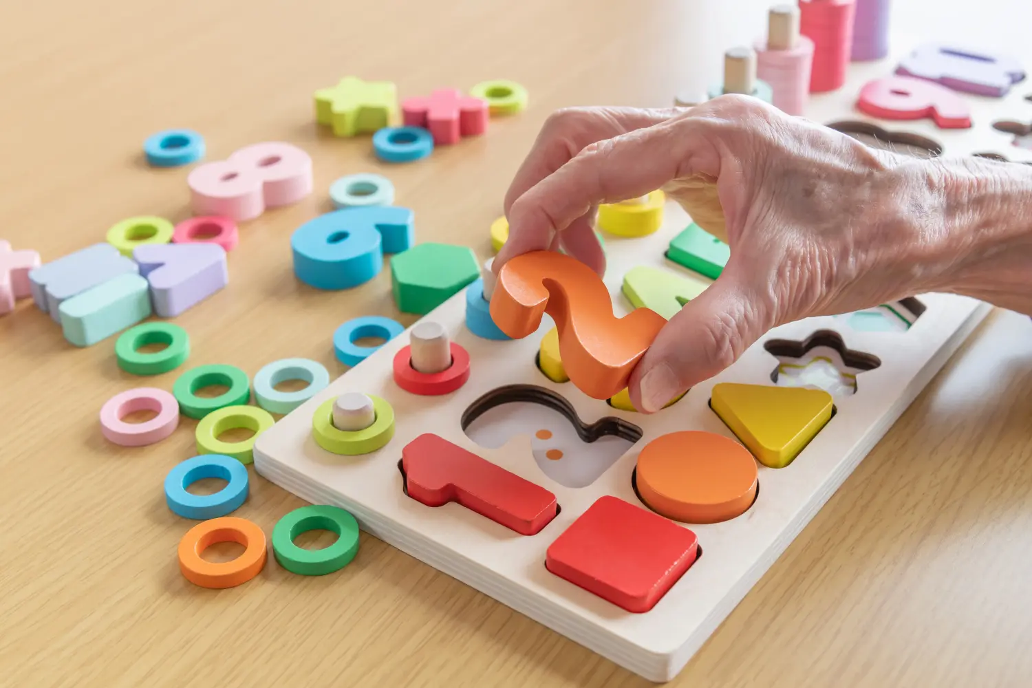 Hirnleistungstraining/ Neuropsychologisch orientriere Behandlung  von Ergotherapie mit Herz und Hand